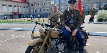 Превью фото к статье Мужчина из Кобрина восстановил легендарный мотоцикл М-72 1941 г: "В таком виде он уходил на фронт"...